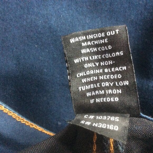 Needle & Cloth Super Soft Stretch NWT Skinny Classic Denim Bermuda Shorts Size 6 - Picture 7 of 7